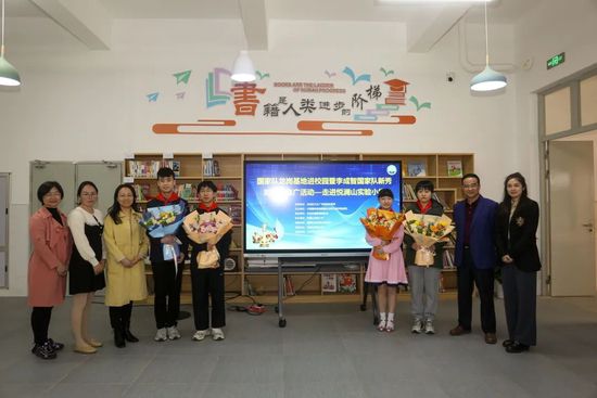 国产精品色图